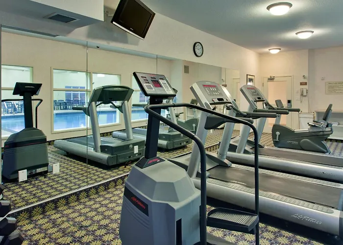 Holiday Inn Express & Suites - Edmonton International Airport By IhgAirport Hotel